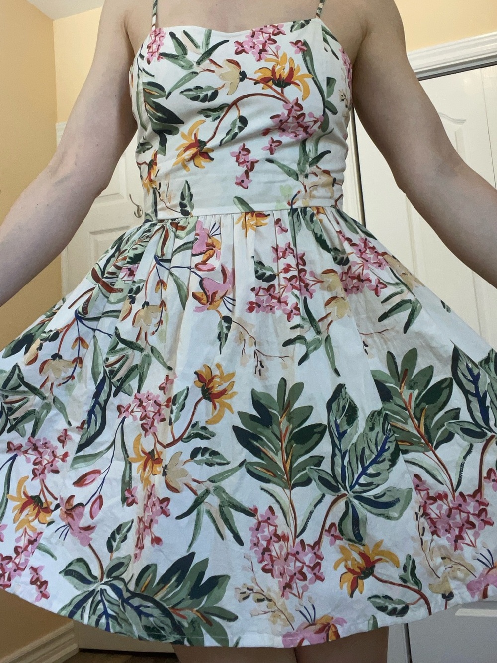 H&M White Floral Spaghetti-Strap Mini Dress with Green & Yellow Print - Picture 4 of 6